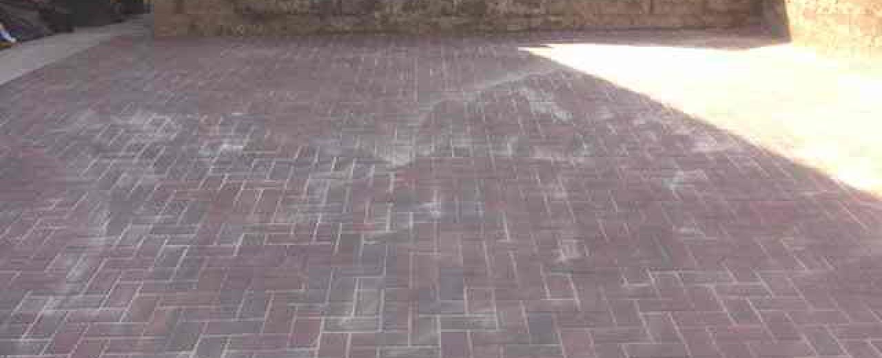 Newly laid monoblock Newly laid monoblock